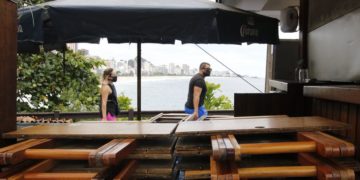 Brasil ultrapassa média de 1,5 mil mortes diárias por Covid-19