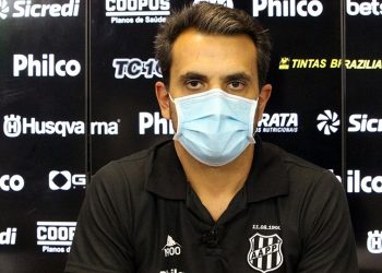 O coordenador médico da Ponte Preta, Felipe Abreu, elogiou os novos protocolos do clube. Foto: Ponte Press/Diego Almeida