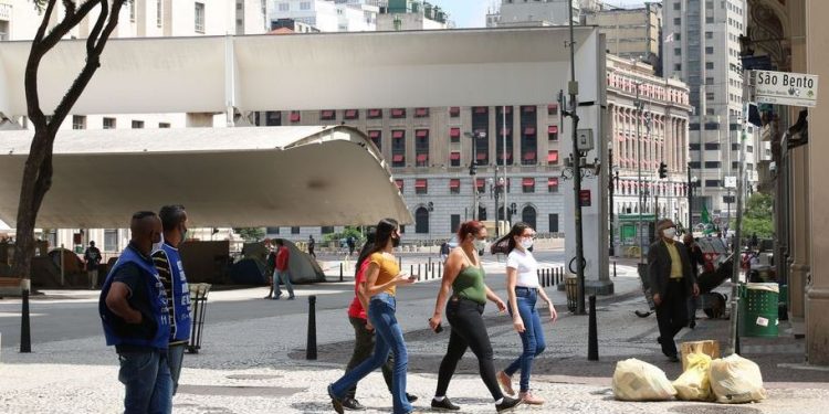 Megaferiado em São Paulo para tentar conter avanço da Covid-19 - Foto: Rovena Rosa-Agência Brasil