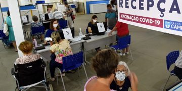 Frente instala consórcio para aquisição de vacinas