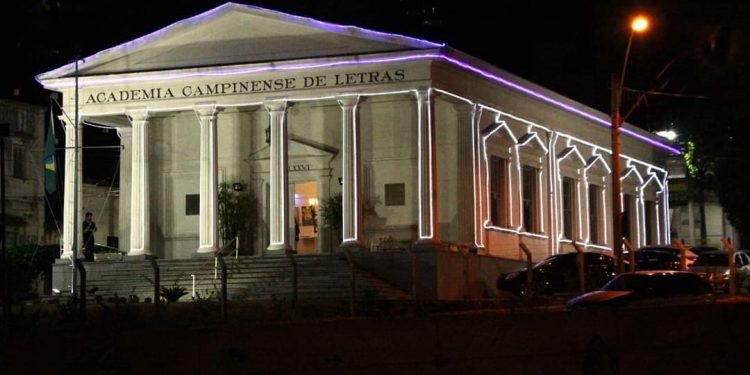 Sede imponente da Academia Campinense de Letras na Rua Marechal Deodoro, Centro Foto: Alex Nucci/Divulgação