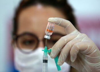 Justiça autoriza sindicato dos comerciários a comprar vacinas