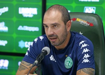 O técnico bugrino Allan Aal concedeu entrevista coletiva. Foto: Thomaz Marostegan/Guarani FC