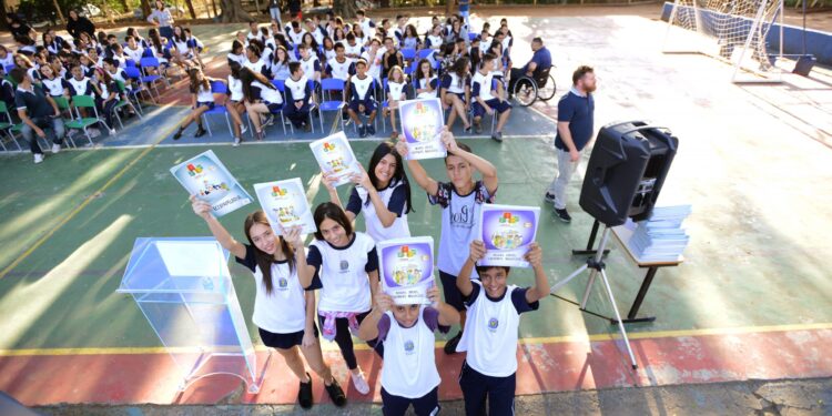 Sindicato diz que vai à Justiça para impedir aulas presenciais