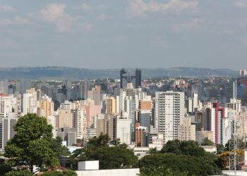As projeções para 2022 indicam queda de 2,1% em comparação com 2021, para arrecadação de impostos como IPTU e ISSQN Foto: Leandro Ferreira/Hora Campinas