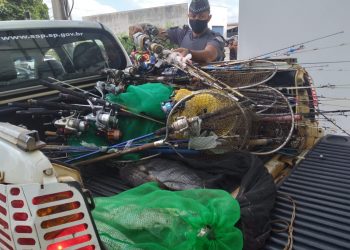 Material de pesca apreendido pela Polícia Ambiental em Americana.  Foto: Divulgação