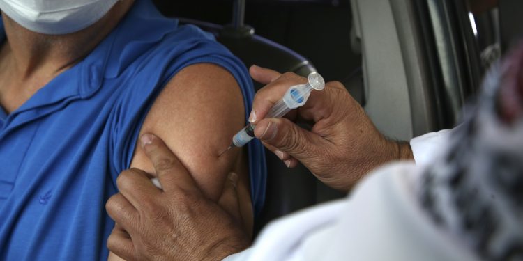 Vacinação contra a Covid-19 será aplicada nos  profissionais das redes estadual, municipais, particulares e federal de ensino a partir do dia 12 de abril,  Foto: Divulgação