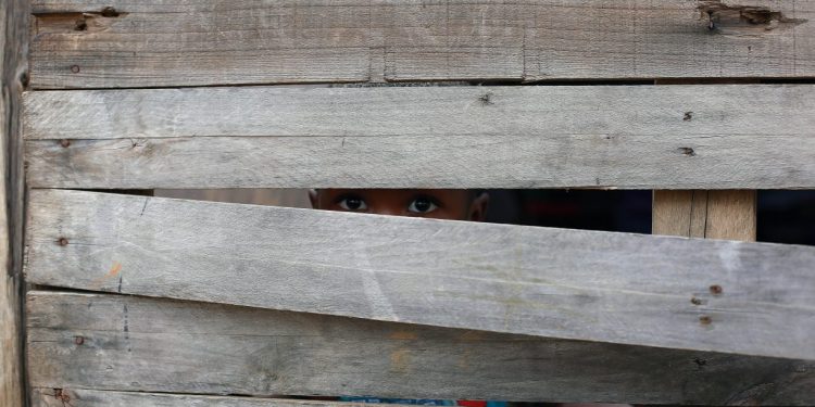Isolamento se transforma em gatilho para violência contra criança