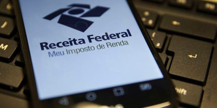 Receita divulga calendário de restituições do Imposto de Renda - Foto: Marcello Casal Jr/Agência Brasil