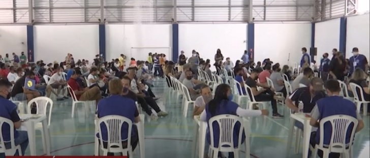 Botucatu vacina mais de 65 mil habitantes em um dia