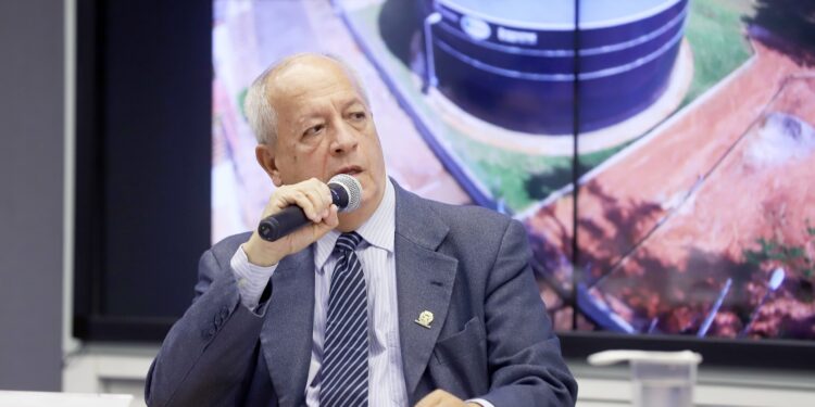 Apesar de condenação, Dário decide manter secretário no cargo