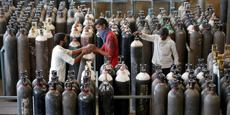 Índia registra mais de 400 mil infectados em 24 horas