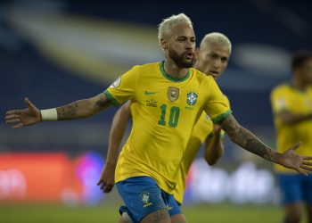 O Ministério Público pede dois anos de prisão para Neymar e o pagamento de uma multa de pouco mais de R$ 53 milhões. Foto: CBF/Divulgação