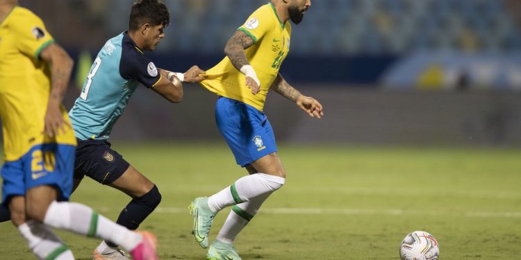 Sem Neymar, time brasileiro teve problemas no ataque e ficou no empate com Equador. Foto: Agência Brasil
