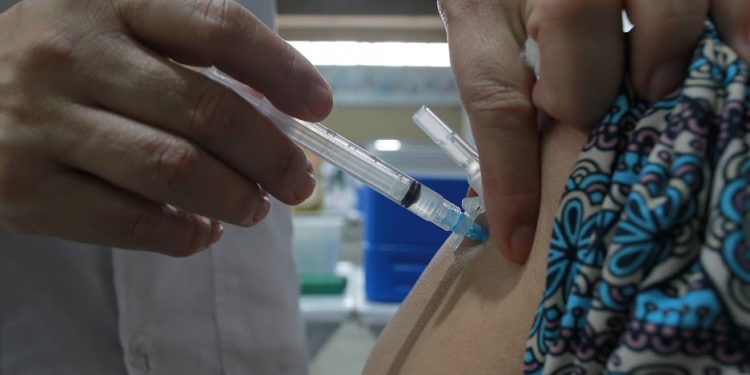 A Secretaria de Saúde de Campinas   realizou neste sábado  mais um Dia D da segunda dose da vacina contra Covid - Foto: Leandro Ferreira/Hora Campinas