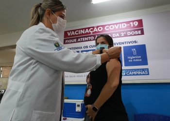 Em Campinas, as vacinas são aplicadas em 63 Centros de Saúde (CSs) apenas com dia e horário marcados. Foto: Leandro Ferreira \ Hora Campinas