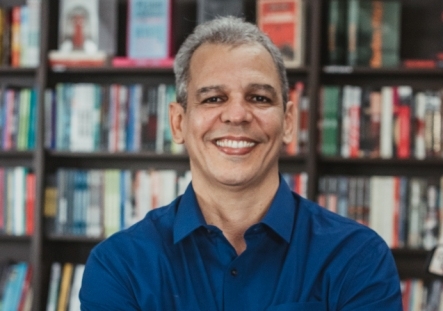 Artigo: O ciclo opressor – por Aroldo Veiga