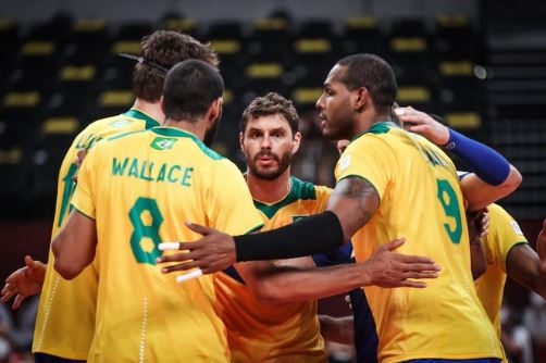 Brasil passa pela Tunísia na estreia do vôlei masculino