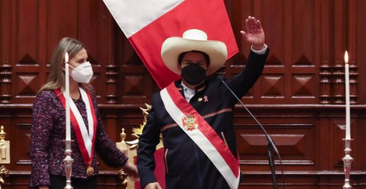 Castillo, novo presidente do Peru, toma posse: "por um país sem corrupção e por uma nova Constituição" - Foto: Presidência do Peru