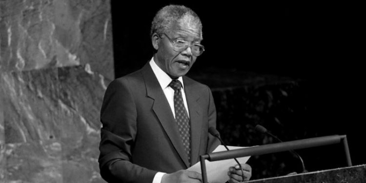elson Mandela foi o primeiro presidente negro da África do Sul, entre 1994 e 1999: ele morreu aos 95 anos, em 5 de dezembro de 2013 Foto: Pernaca Sudhakaran/ONU