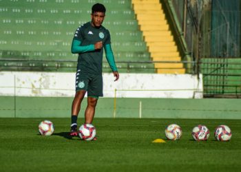 Titular absoluto, Diogo Mateus desfalca o Guarani diante do CRB