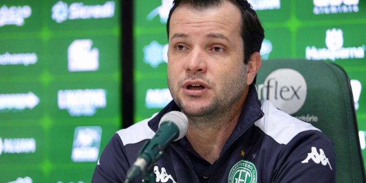 Daniel Paulista valoriza vitória em casa e crescimento do Guarani