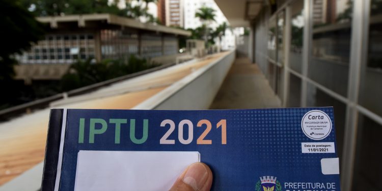 Prefeitura emite 5,6 mil carnês de IPTU no valor de R$ 62 milhões
