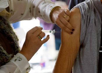 Balanço da Saúde de Campinas: quase 140 mil pessoas vacinadas contra gripe e sarampo em 2022.  Foto: Divulgação/PMC