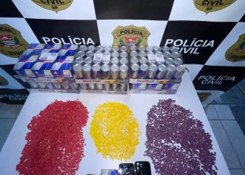 Droga e celulares foram apreendidos pela Polícia Civil de Campinas. Foto: Divulgação