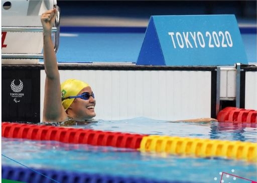 Brasil é prata na natação no revezamento misto 4×100 m