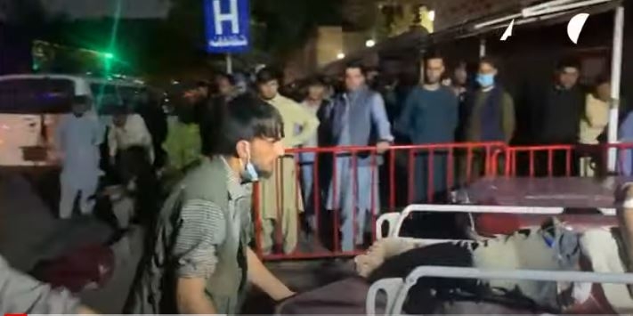 Estado Islâmico reivindica autoria de ataque no aeroporto de Cabul