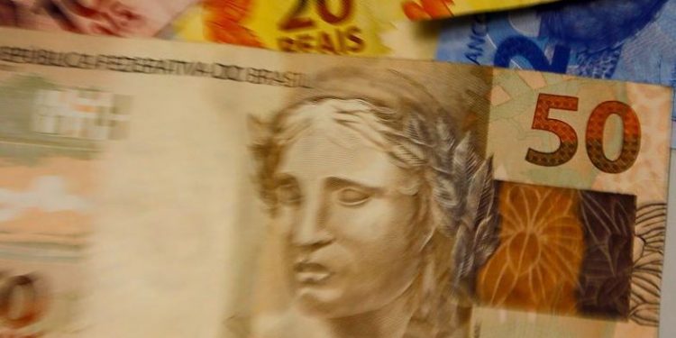 Endividamento das famílias bate novo recorde em julho