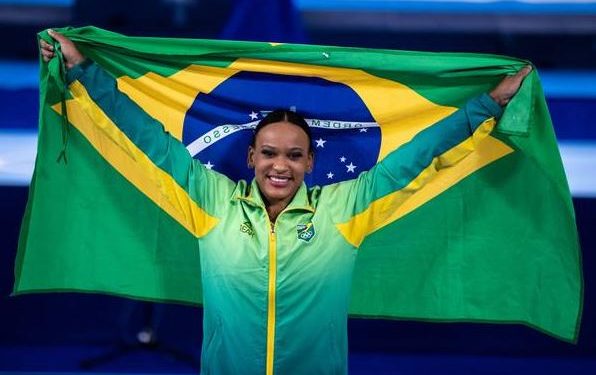 Rebeca Andrade será a porta-bandeira do Brasil no encerramento dos Jogos