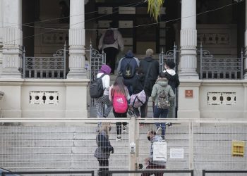 Governo de SP decide pelo retorno obrigatório às aulas presenciais nas escolas públicas e privadas - Foto: Leandro Ferreira/Hora Campinas