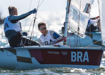 Brasil encerra participação na vela com 9º lugar de Fernanda e Ana Barbachan