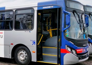 Ônibus da EMTU: nova lei garante gratuidade da tarifa para pessoas maiores de 60 no transporte intermunicipal - Foto: Divulgação
