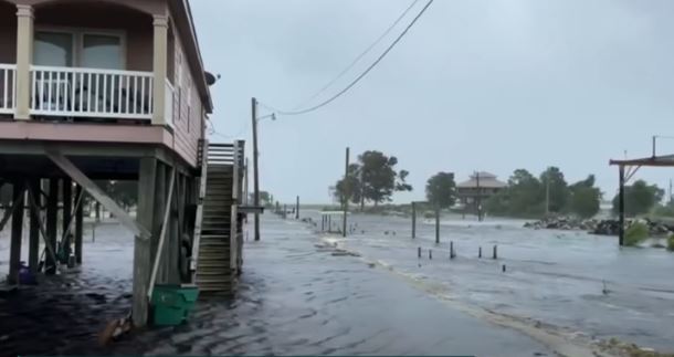 Furacão Ida atinge a Louisiana e deixa rastro de destruição- Foto: Reprodução Youtube