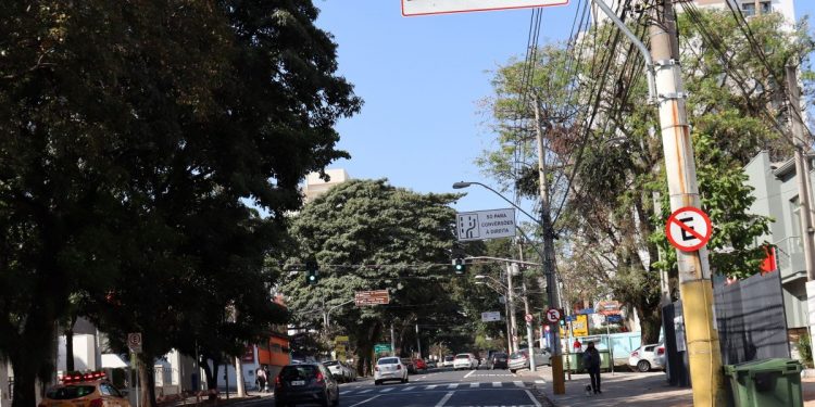 Ampliação de faixas de ônibus exclusivas começa pela Júlio de Mesquita