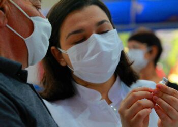 Campinas vacina 21.768 pessoas no mutirão da segunda dose