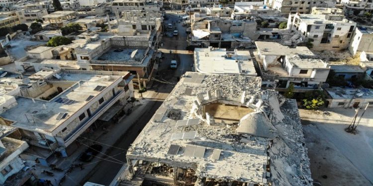 Destroços deixados por bombardeio em Idlib, Síria, em setembro de 2019.  Foto: UN Photo/Omar Haj Kadour
