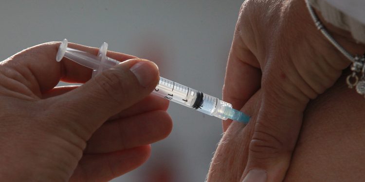 Valinhos prepara vacinação para a segunda dose da coronavac. Foto: Leandro Ferreira / Hora Campinas