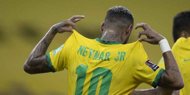 Neymar marcou o segundo gol do Brasil, ainda no primeiro tempo de jogo. Foto: Lucas Figueiredo/CBF