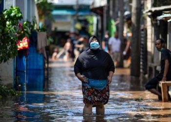 Mudanças no clima: bairro afetado por enchentes em Jacarta, Indonésia - Foto: Unicef/Arimacs Wilander
