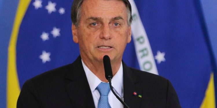Presidente Jair Bolsonaro sacionou o orçamento para 2022: vetos à proposta do Congresso - Foto: Fábio Rodrigues Pozzebom/Agência Brasil