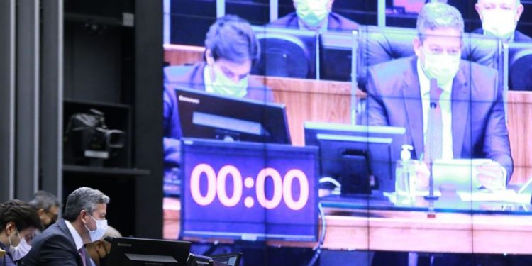 Novo Código Eleitoral: na principal votação, os deputados retomaram o tema da quarentena - Foto: Michel Jesus/ Câmara dos Deputados