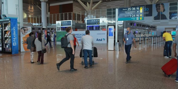 Aeroporto de Viracopos: Procon notifica empresas aéreas e de turismo e pede informações sobre atendimento - Foto: Leandro Ferreira/Hora Campinas