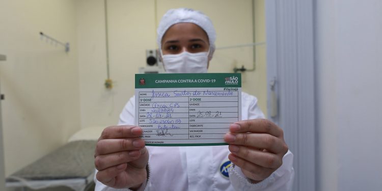 Dez centros de saúde estarão disponíveis neste dia 23; expectativa é aplicar 3 mil doses do imunizante da Pfizer Foto: Leandro Ferreira/Hora Campinas