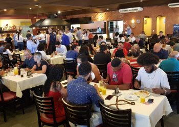 Bares e Restaurantes veem recuperação, mas 1/3 ainda trabalha no prejuízo