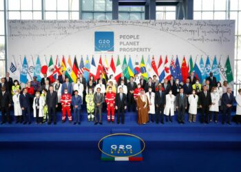 Fotografia oficial com os Chefes de Delegação do G20, em Roma Foto: Alan Santos/PR