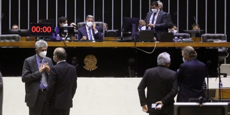 Plenário da Câmara dos Deputados: projeto de lei propõe reforma na concepção dos preços dos combustíveis - Foto: Cleia Viana/Câmara dos Deputados